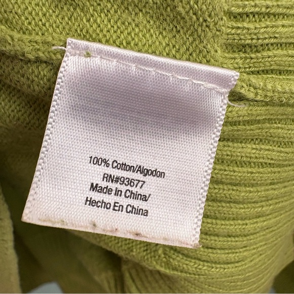 5for20 St. John’s Bay olive green v-neck long sleeve gray white argyle sweater - Picture 4 of 6